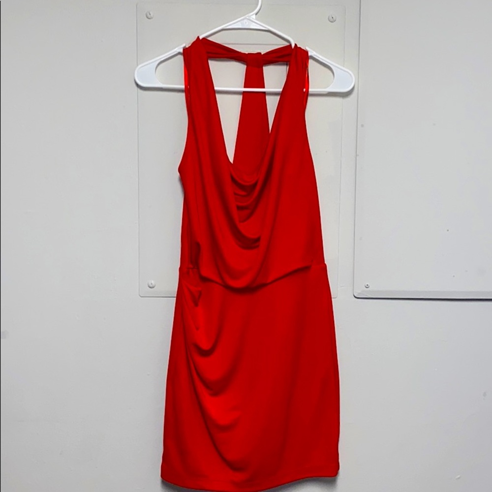 BCBG dress! Great for the HOLIDAYS❤️✨